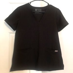 FIGS scrub top small